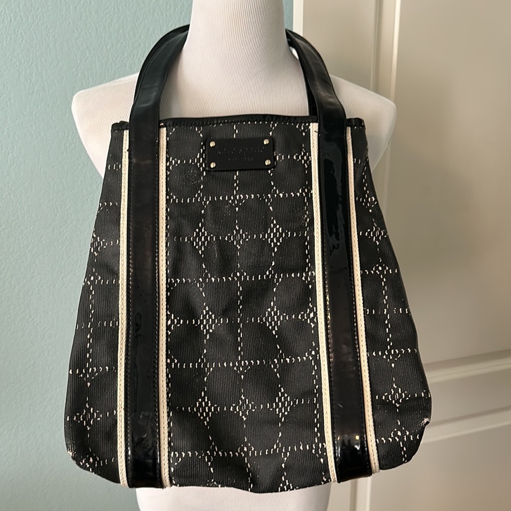 Kate Spade ♠️ tote - Picture 2 of 10